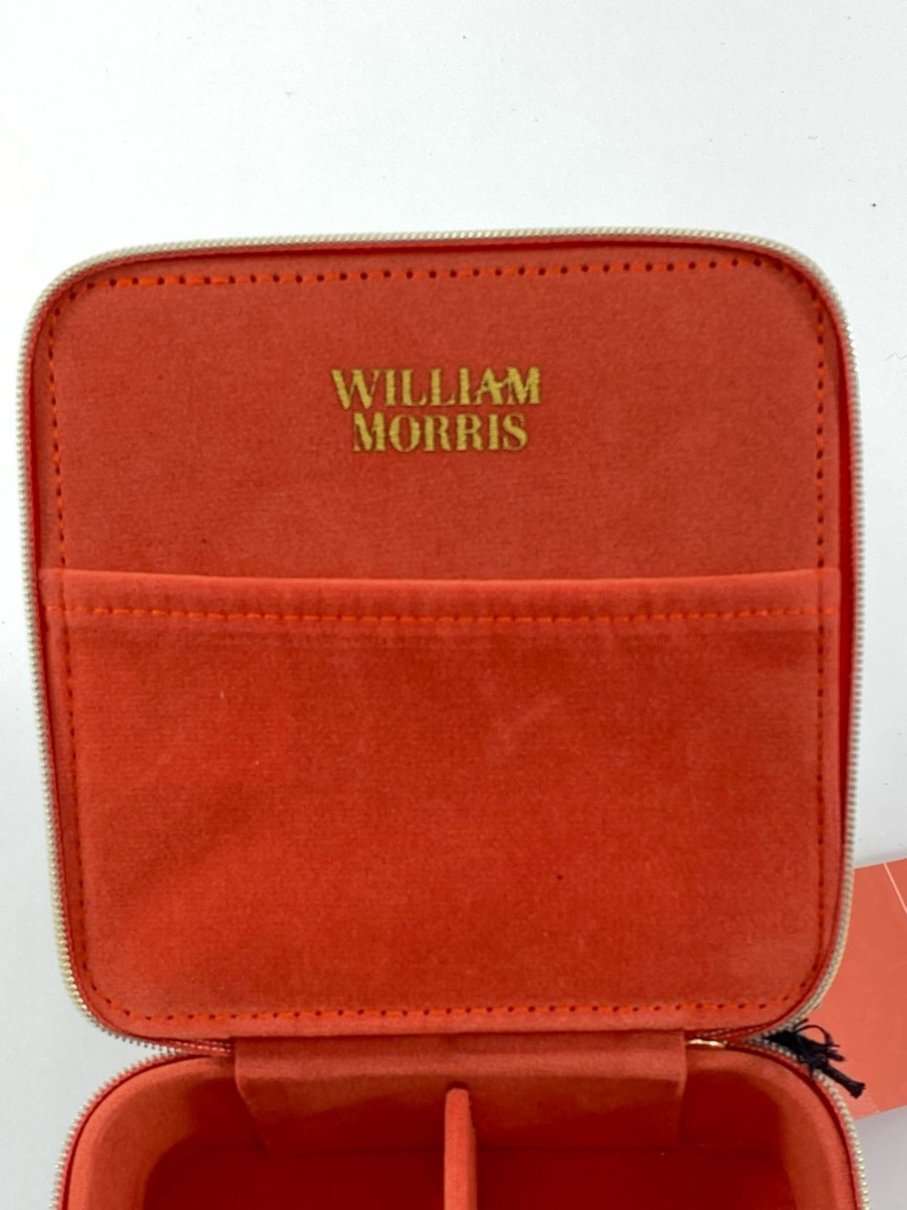 William Morris Women’s Pimpernel Jewelry Case Floral Green Pink Red Zipper NWT - Picture 8 of 16